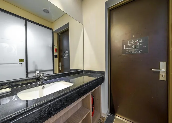 Cs Avenue Tourist Hotel Seul
