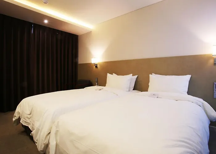 Cs Avenue Tourist Hotel 2*