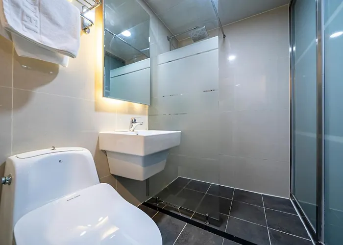 Hotel Cs Avenue Tourist 2*