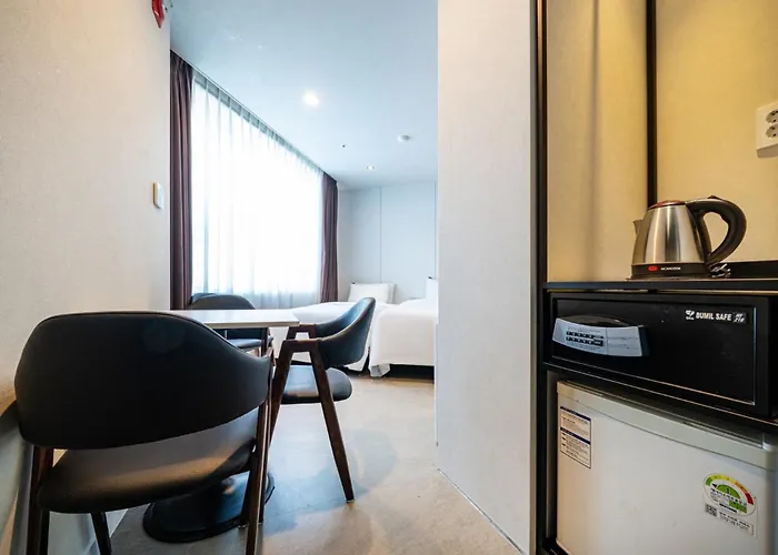 Cs Avenue Tourist Hotel