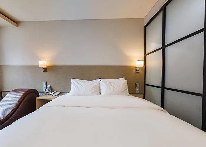 Hotel Cs Avenue Tourist
