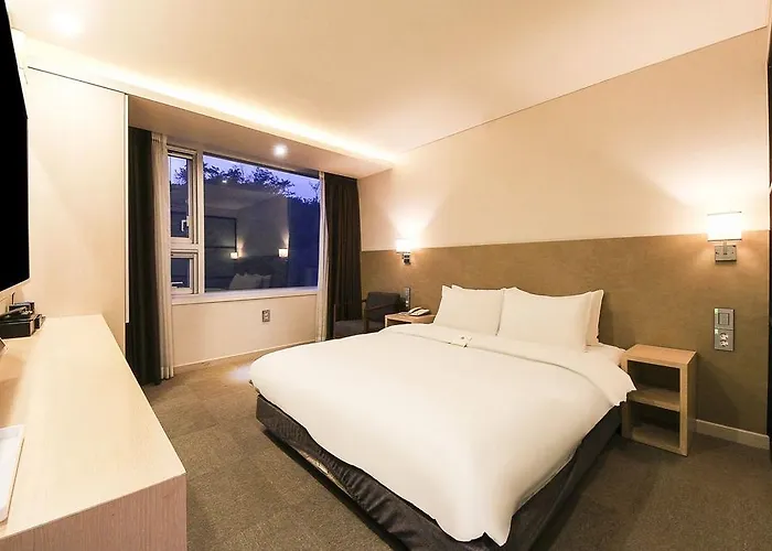 Hotel Cs Avenue Tourist 2*